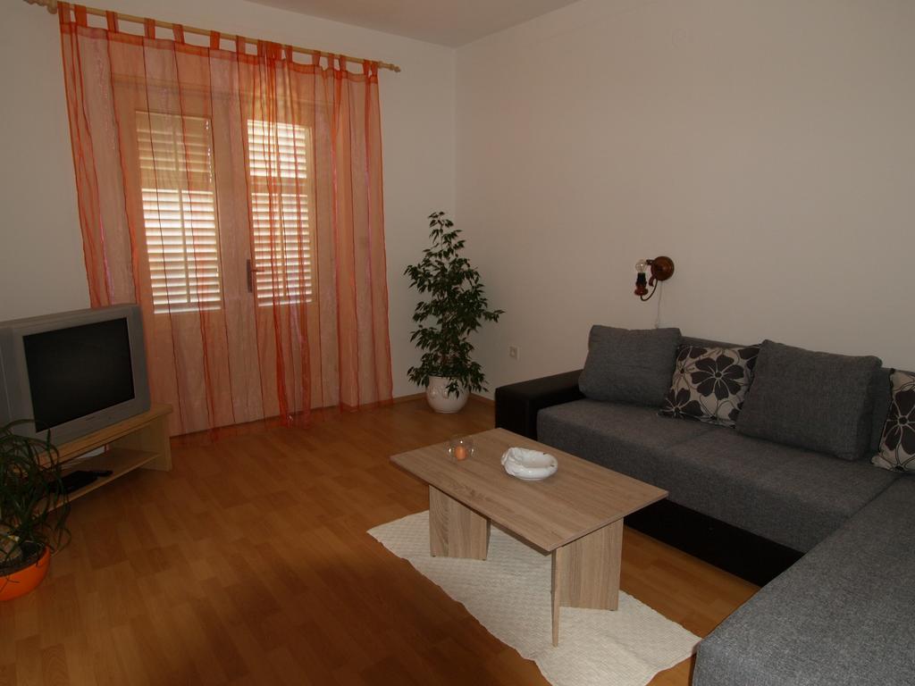 Apartment Dudic Palit Esterno foto