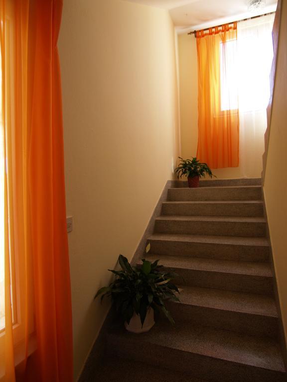 Apartment Dudic Palit Esterno foto